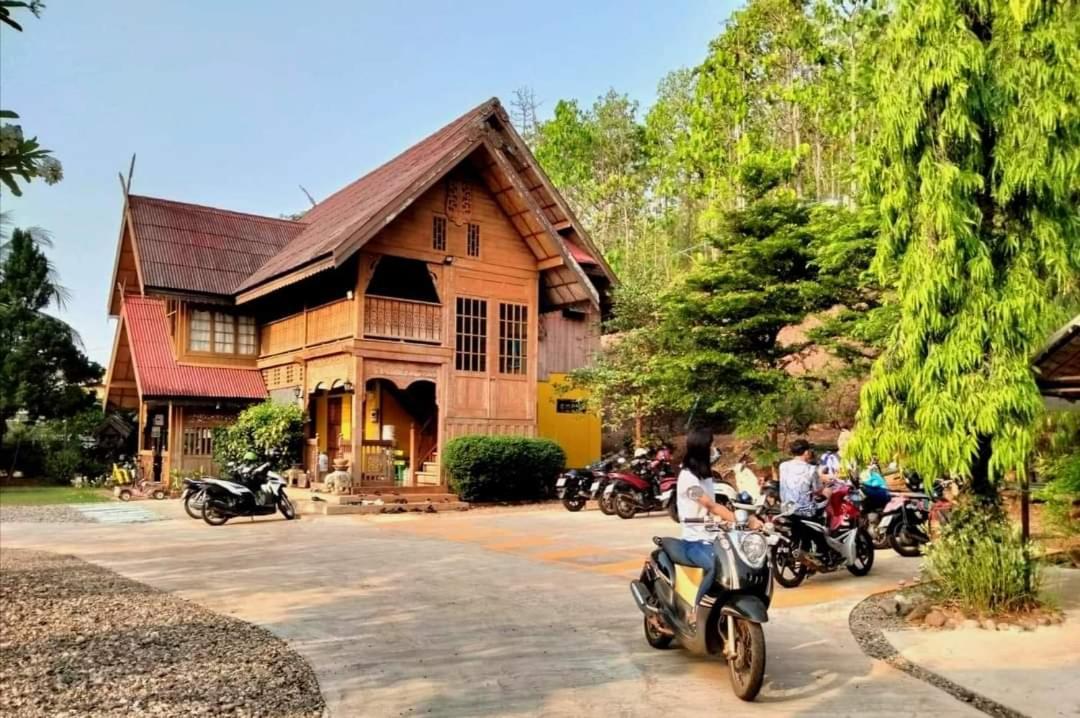 Crossroads House Ξενοδοχείο Μάε Χονγκ Σον Εξωτερικό φωτογραφία
